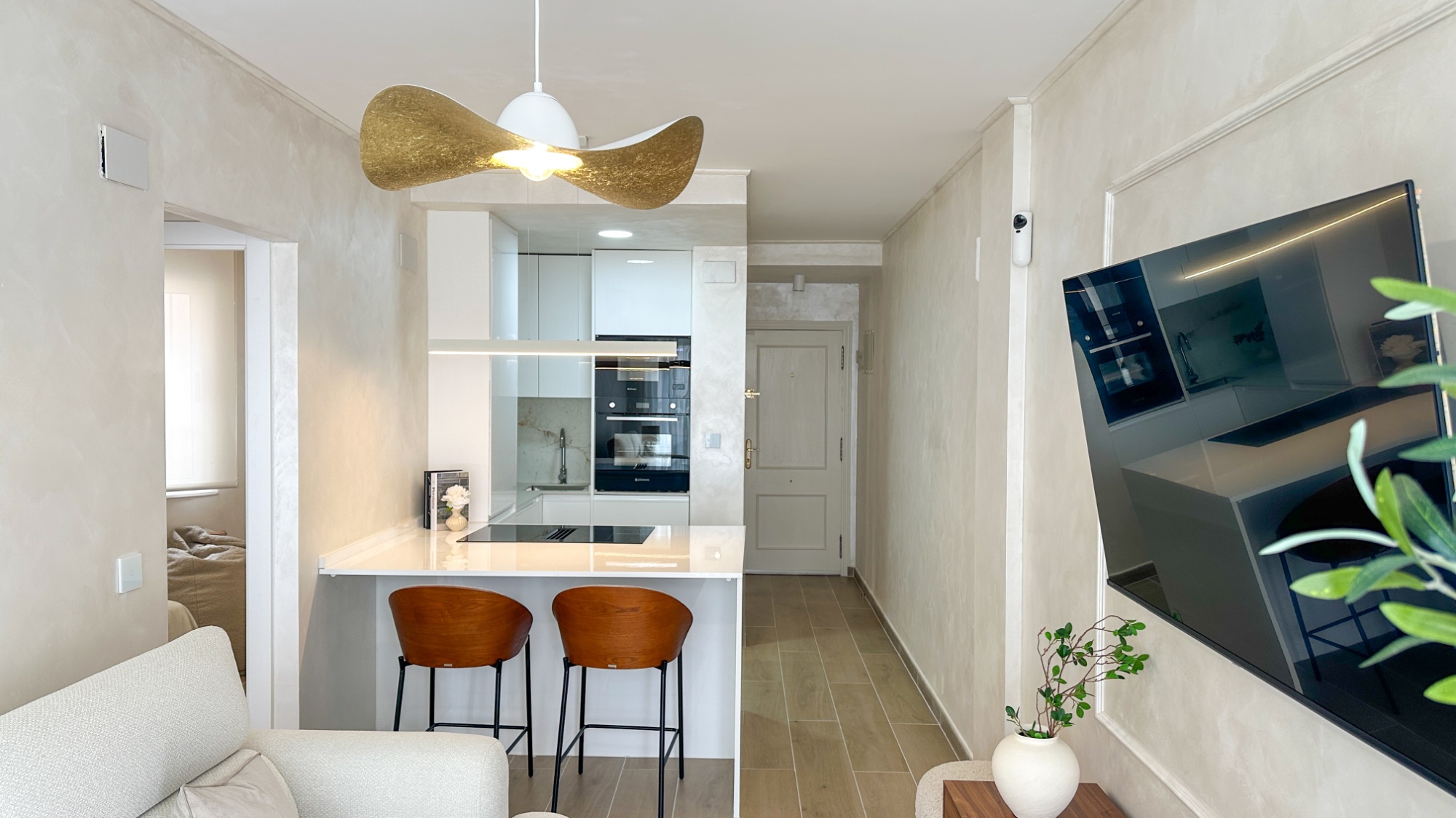 For sale - 2 Bedroom 1 Bathroom Apartment in Torrevieja - Costa Blanca  - Alicante