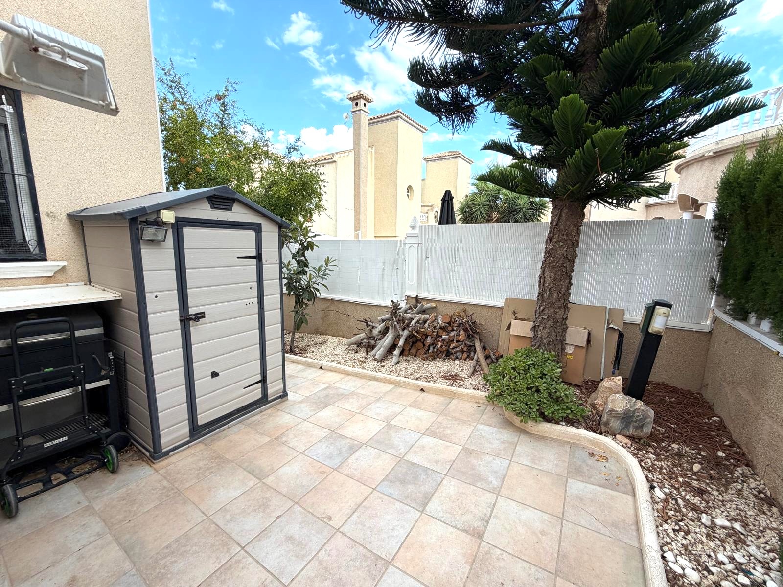 For sale - 3 Bedroom 2 Bathroom Villa in Orihuela Costa - Costa Blanca  - Alicante