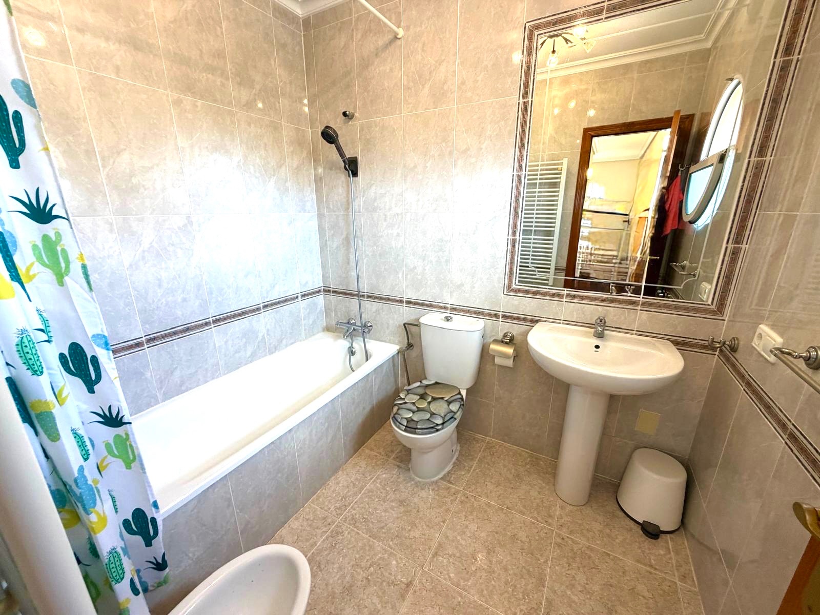 For sale - 3 Bedroom 2 Bathroom Villa in Orihuela Costa - Costa Blanca  - Alicante