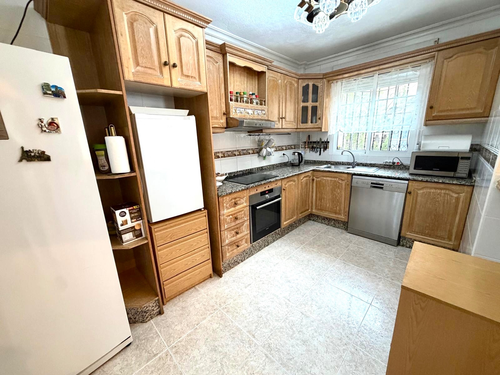 For sale - 3 Bedroom 2 Bathroom Villa in Orihuela Costa - Costa Blanca  - Alicante