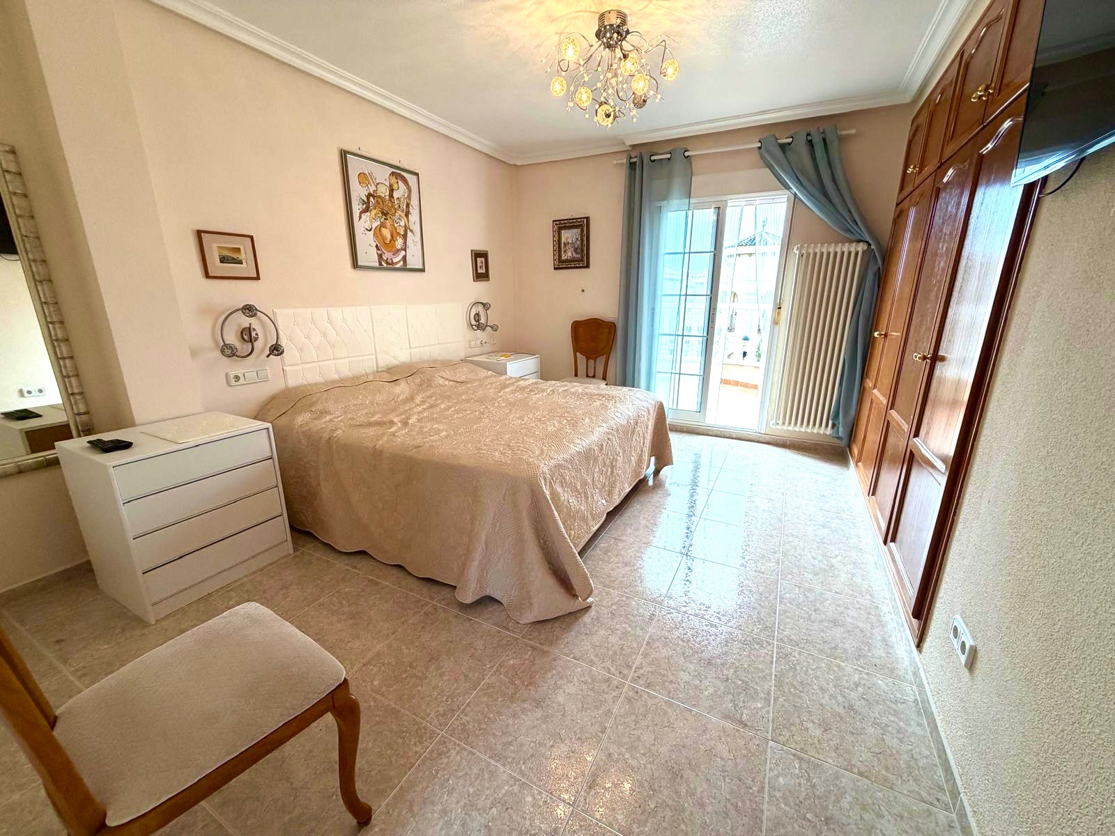 For sale - 3 Bedroom 2 Bathroom Villa in Orihuela Costa - Costa Blanca  - Alicante