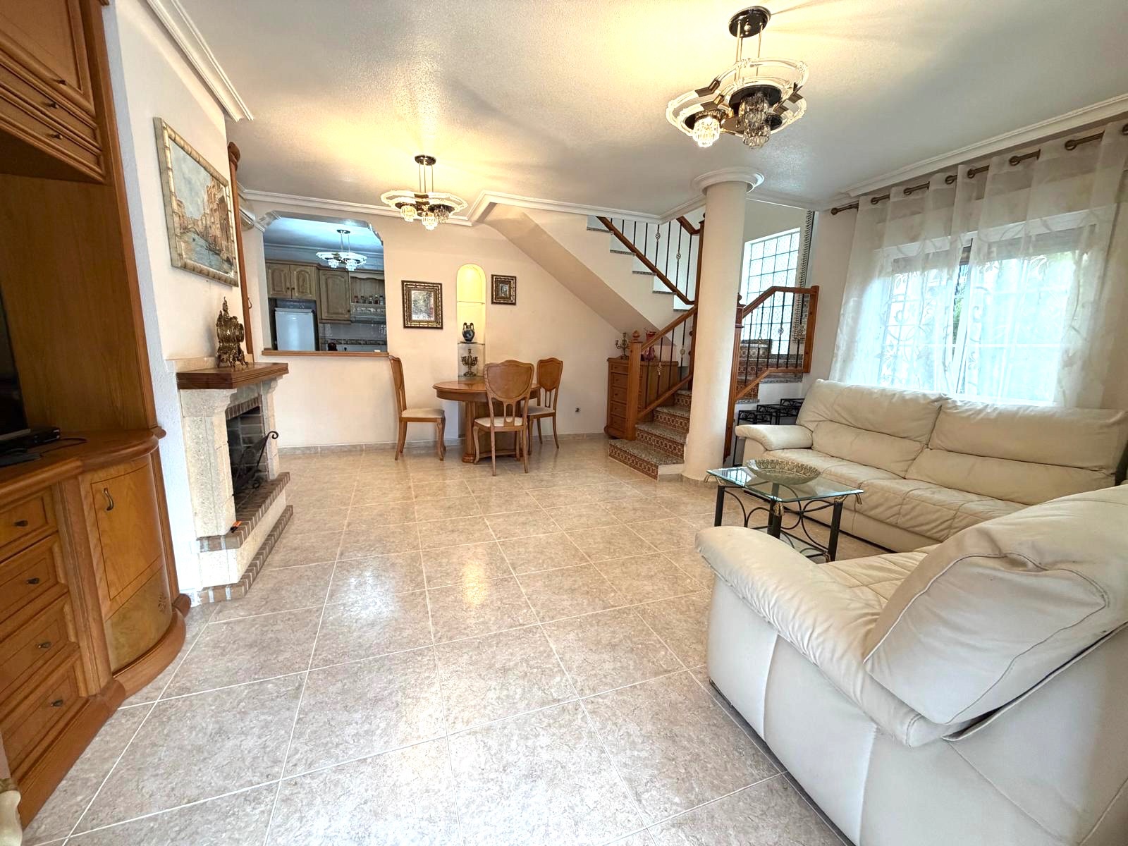 For sale - 3 Bedroom 2 Bathroom Villa in Orihuela Costa - Costa Blanca  - Alicante