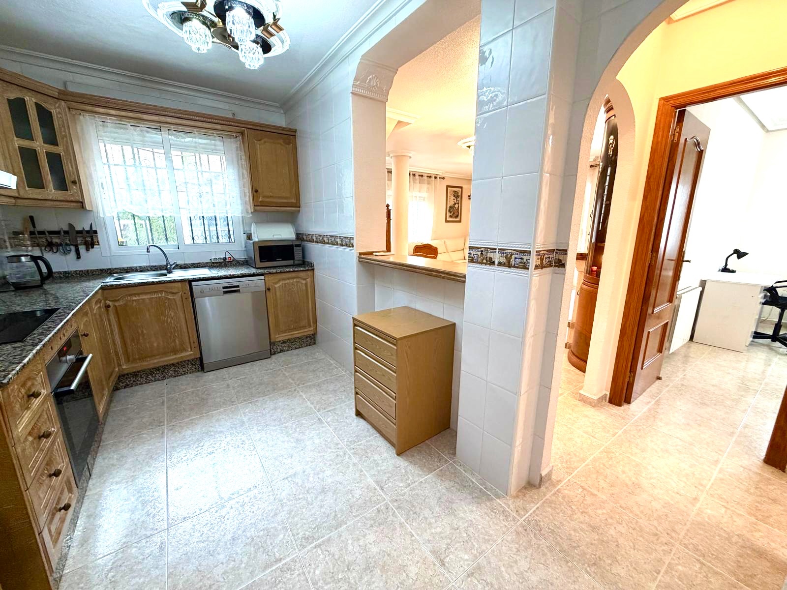 For sale - 3 Bedroom 2 Bathroom Villa in Orihuela Costa - Costa Blanca  - Alicante