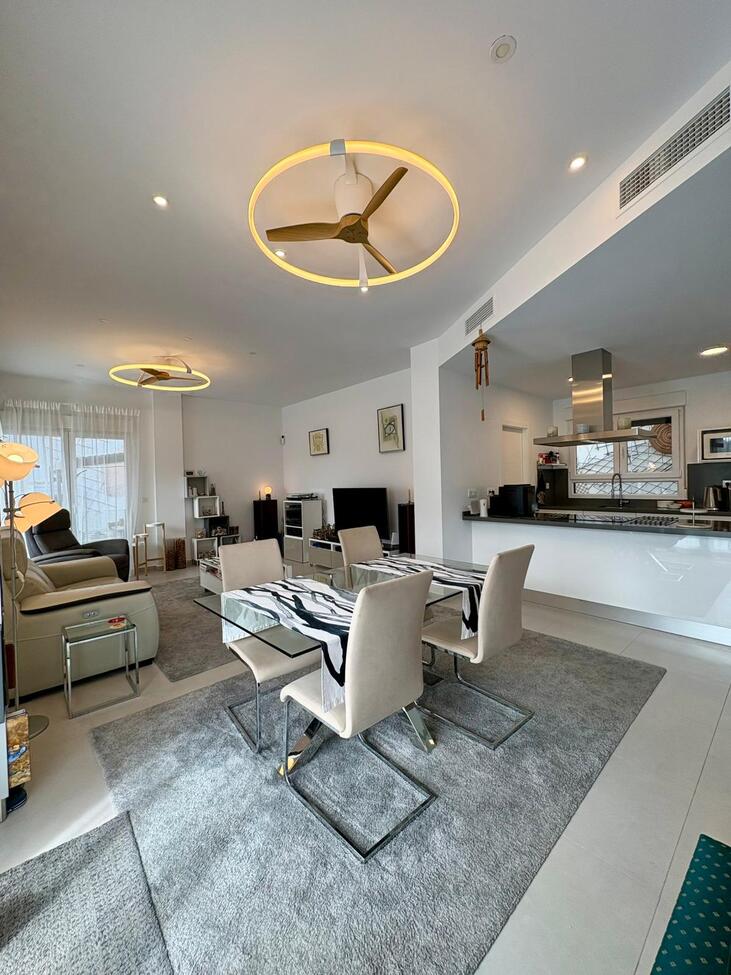 For sale - 3 Bedroom 3 Bathroom Villa in Rojales - Costa Blanca  - Alicante