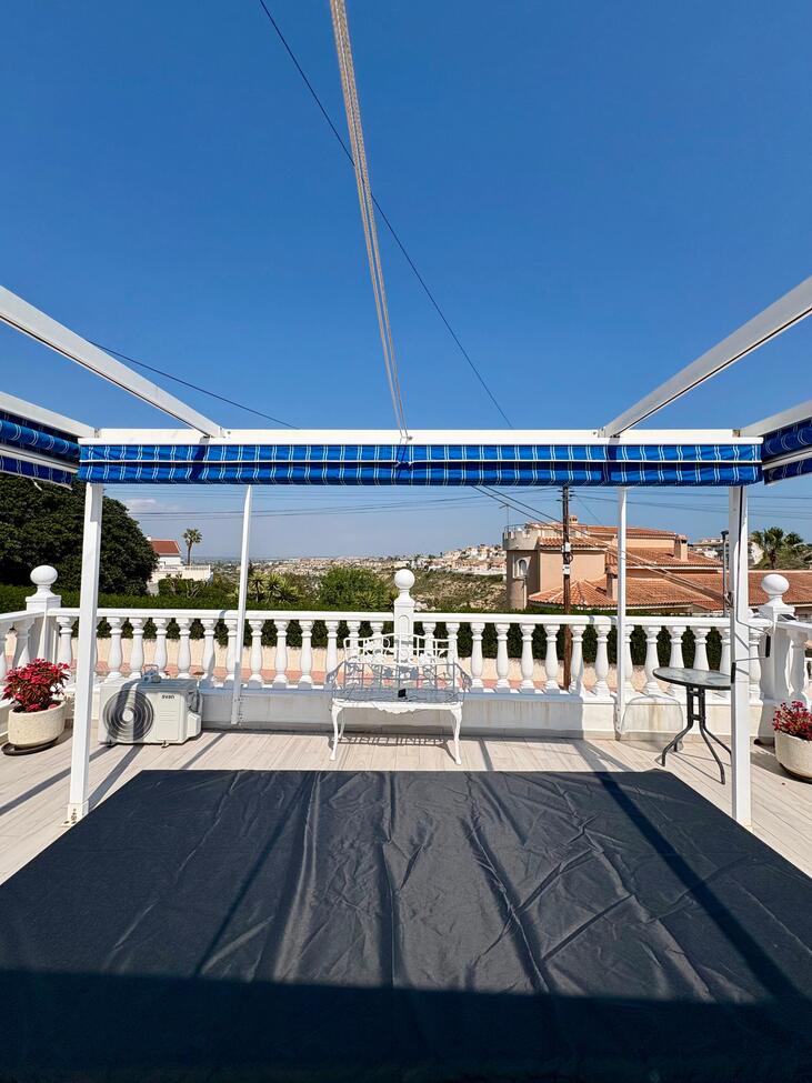 For sale - 3 Bedroom 2 Bathroom Villa in Rojales - Costa Blanca  - Alicante