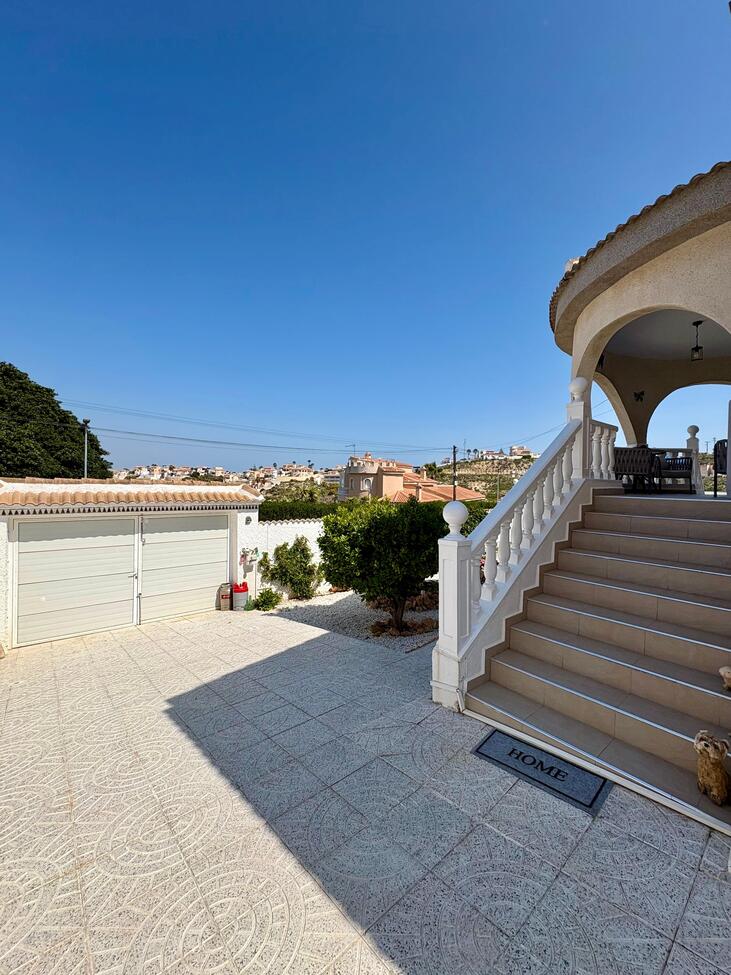 For sale - 3 Bedroom 2 Bathroom Villa in Rojales - Costa Blanca  - Alicante