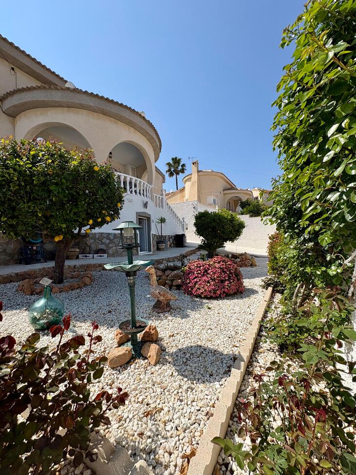 For sale - 3 Bedroom 2 Bathroom Villa in Rojales - Costa Blanca  - Alicante