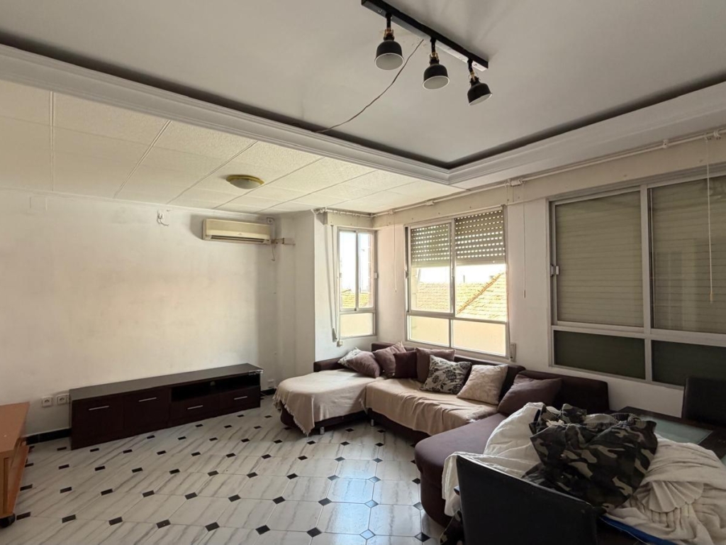 3 Bedroom 1 Bathroom Apartment in Torrevieja