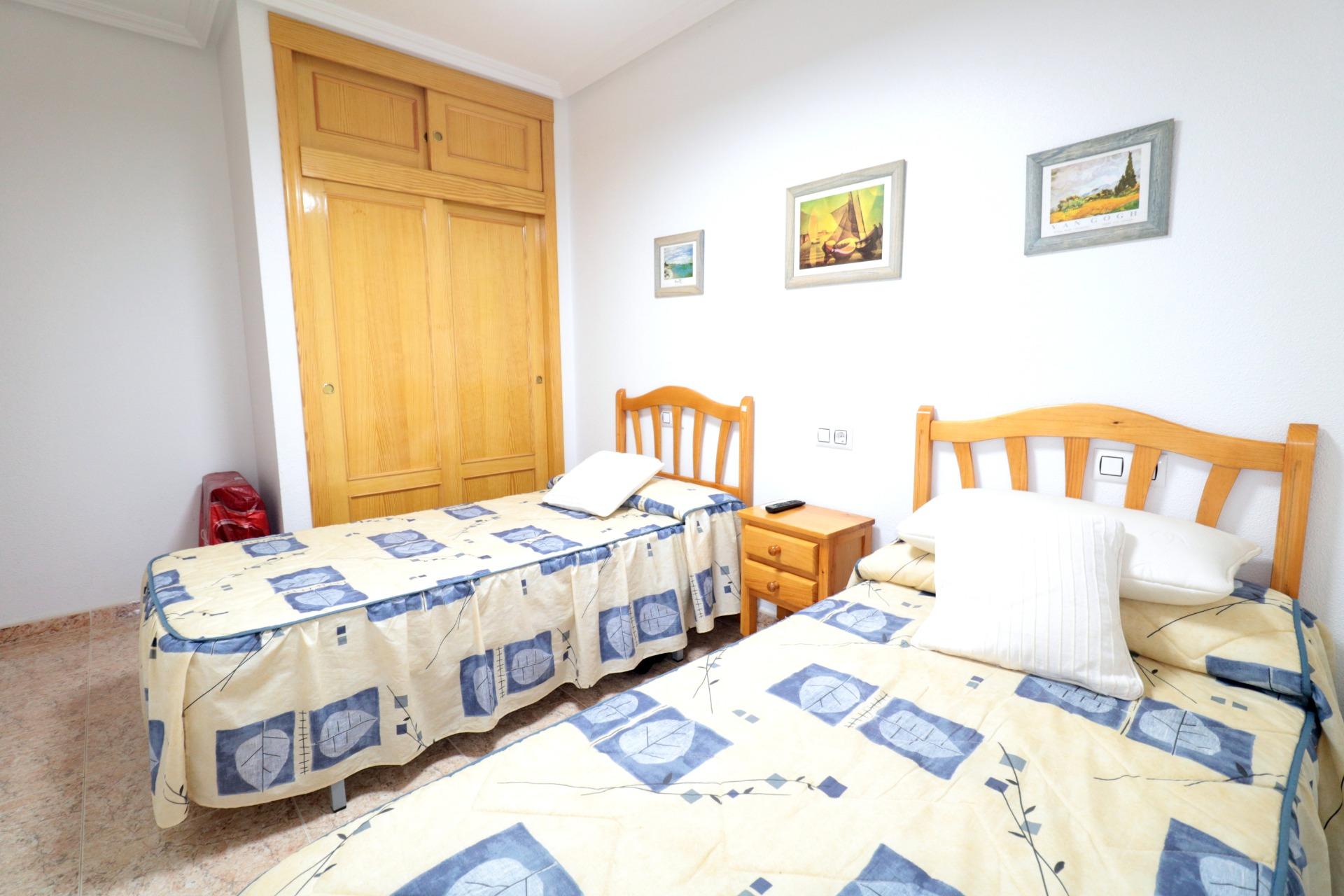 For sale - 2 Bedroom 1 Bathroom Apartment in Torrevieja - Acequion  - Alicante