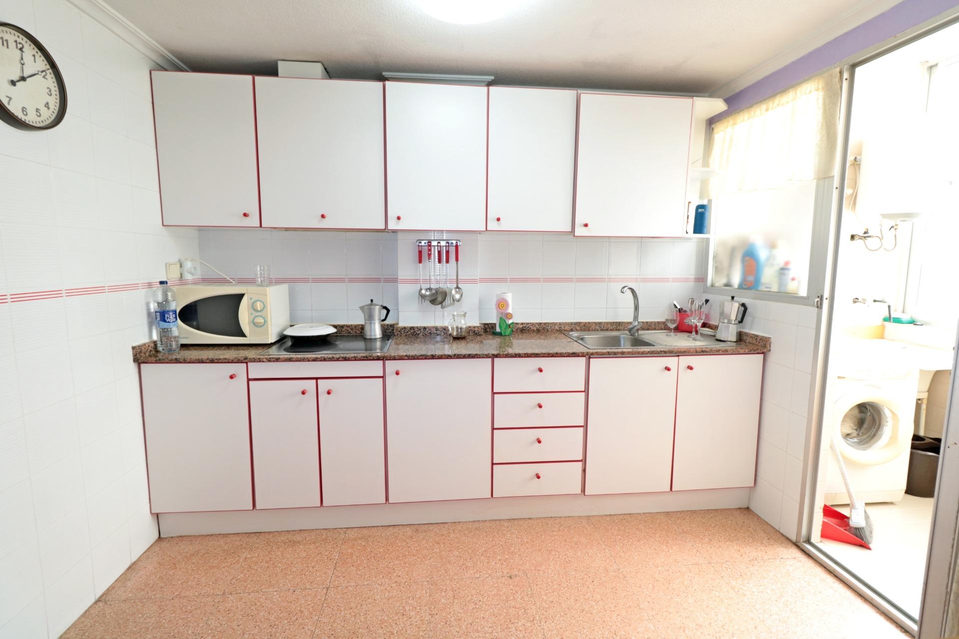 For sale - 3 Bedroom 1 Bathroom Apartment in Torrevieja - Acequion  - Alicante