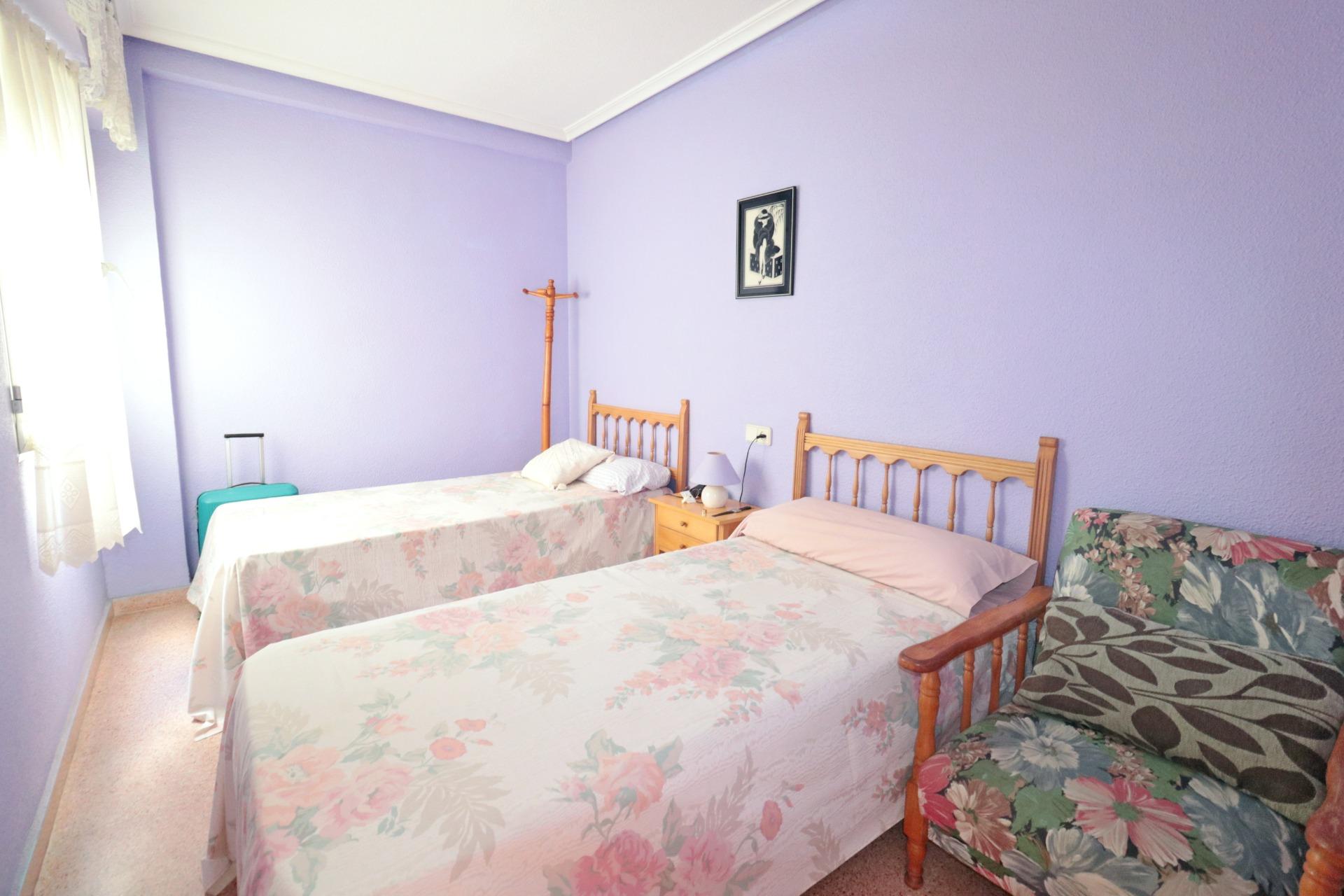 For sale - 3 Bedroom 1 Bathroom Apartment in Torrevieja - Acequion  - Alicante