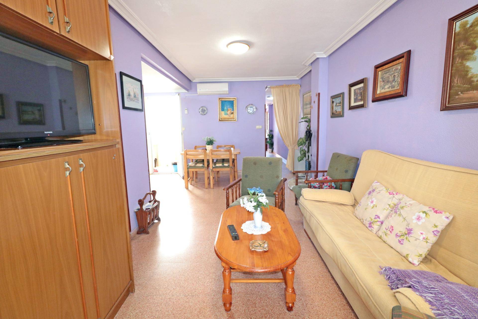 For sale - 3 Bedroom 1 Bathroom Apartment in Torrevieja - Acequion  - Alicante