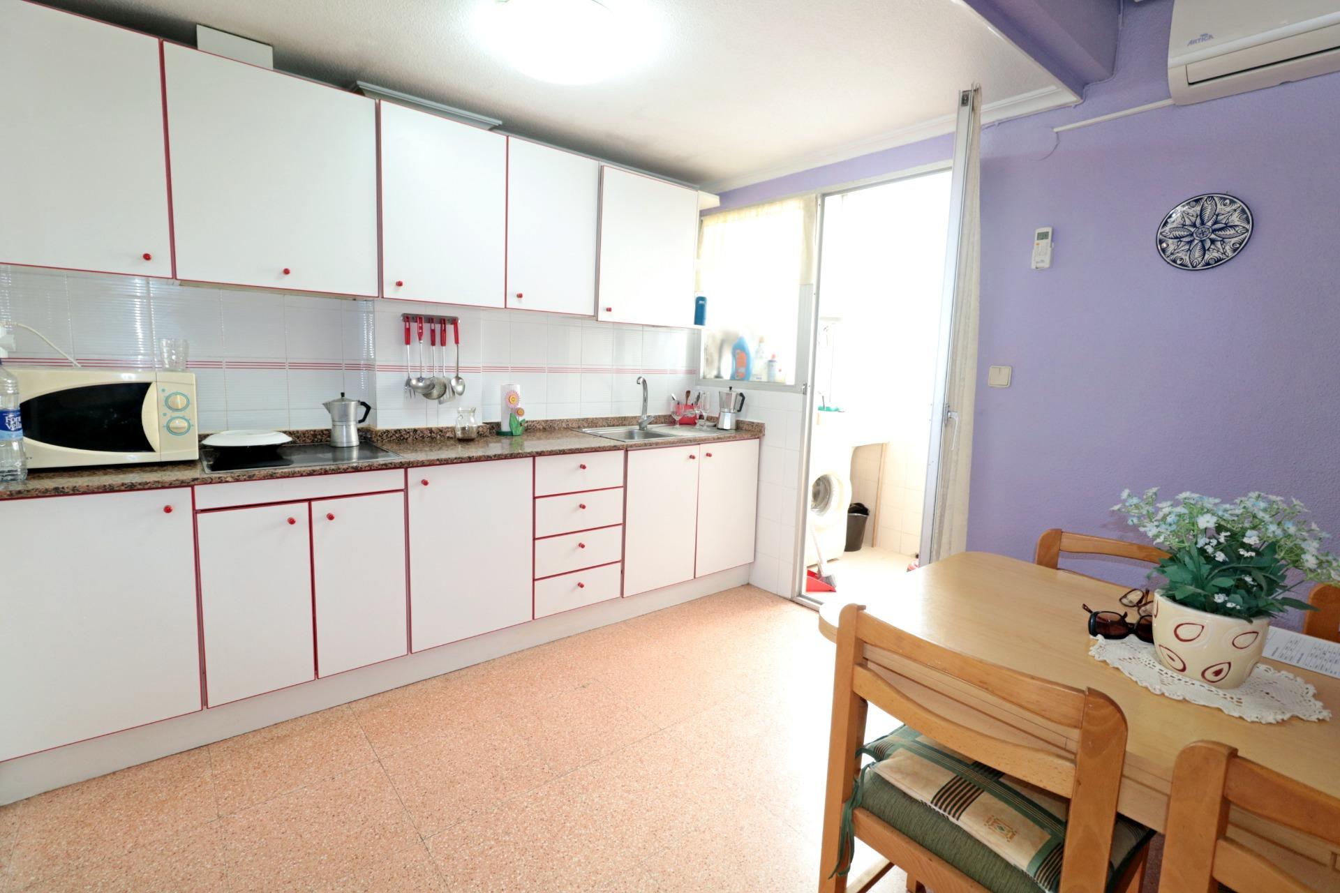 For sale - 3 Bedroom 1 Bathroom Apartment in Torrevieja - Acequion  - Alicante