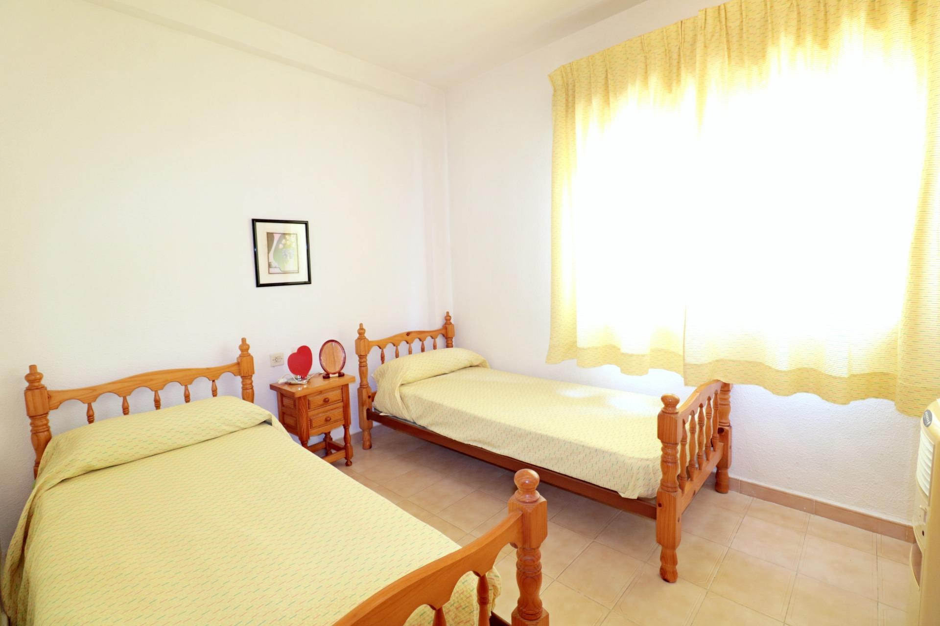 For sale - 3 Bedroom 1 Bathroom Bungalow in Torrevieja - El Acequión - Los Náufragos  - Alicante