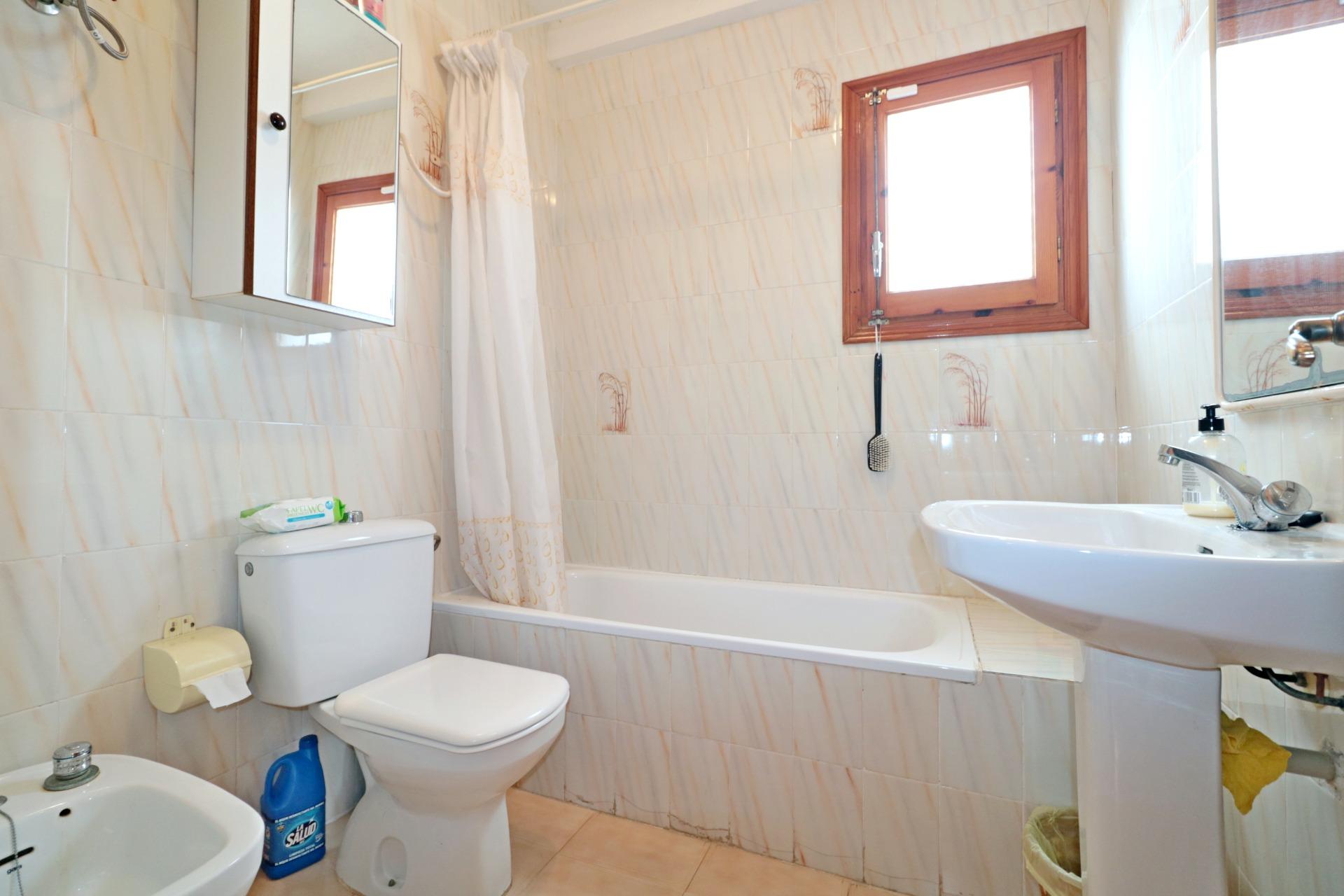 For sale - 3 Bedroom 1 Bathroom Bungalow in Torrevieja - El Acequión - Los Náufragos  - Alicante