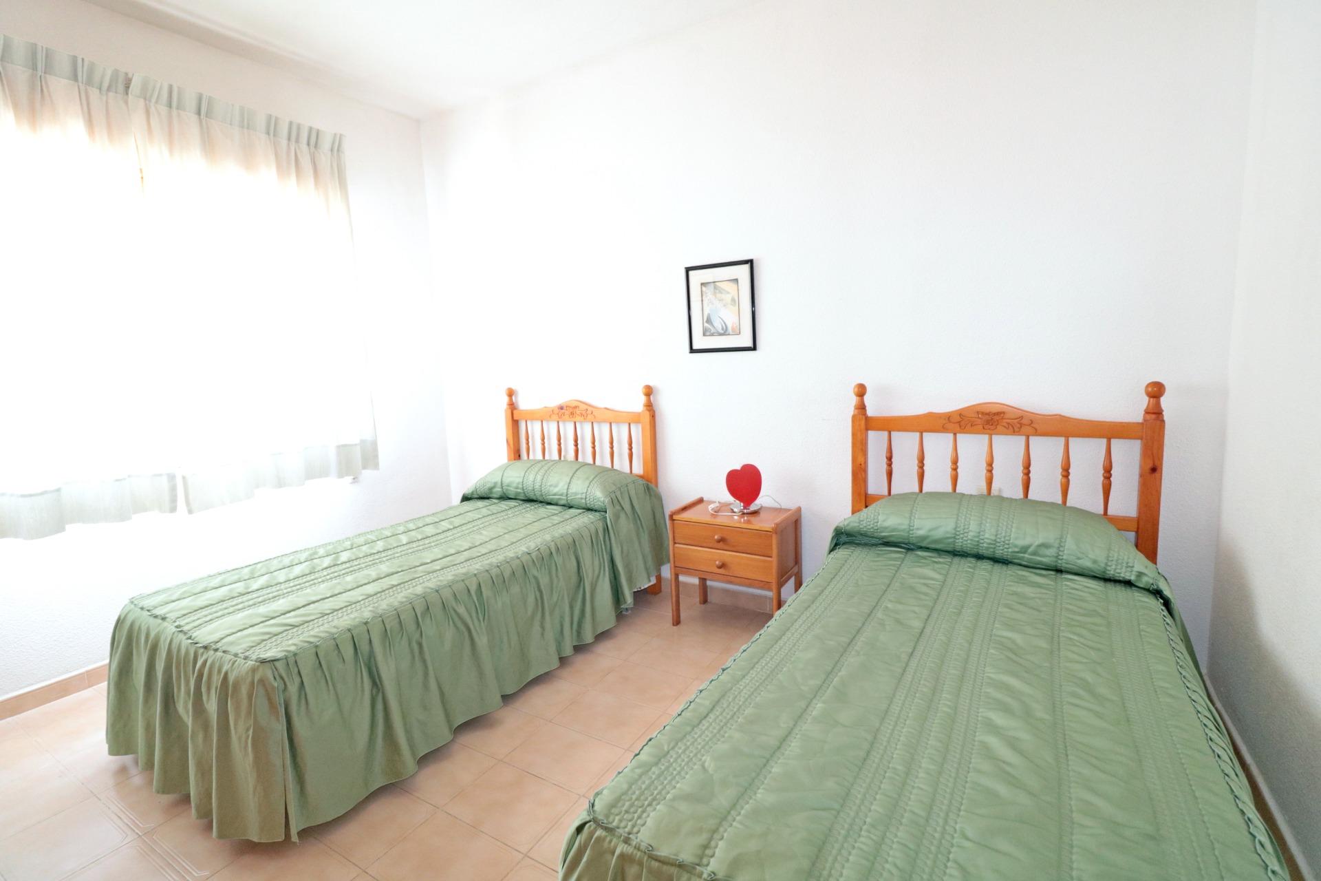 For sale - 3 Bedroom 1 Bathroom Bungalow in Torrevieja - El Acequión - Los Náufragos  - Alicante
