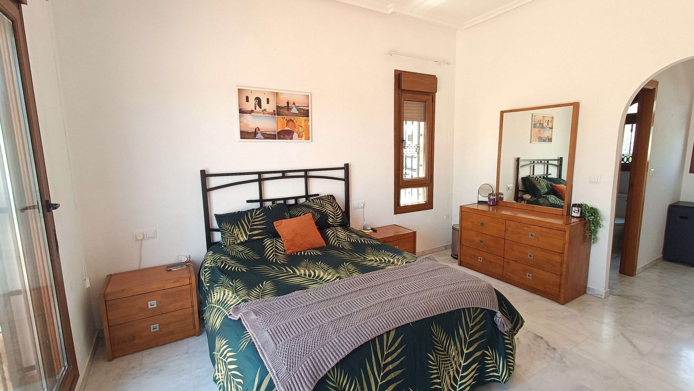 For sale - 3 Bedroom 2 Bathroom Semi Detached in Algorfa - Inland  - Alicante