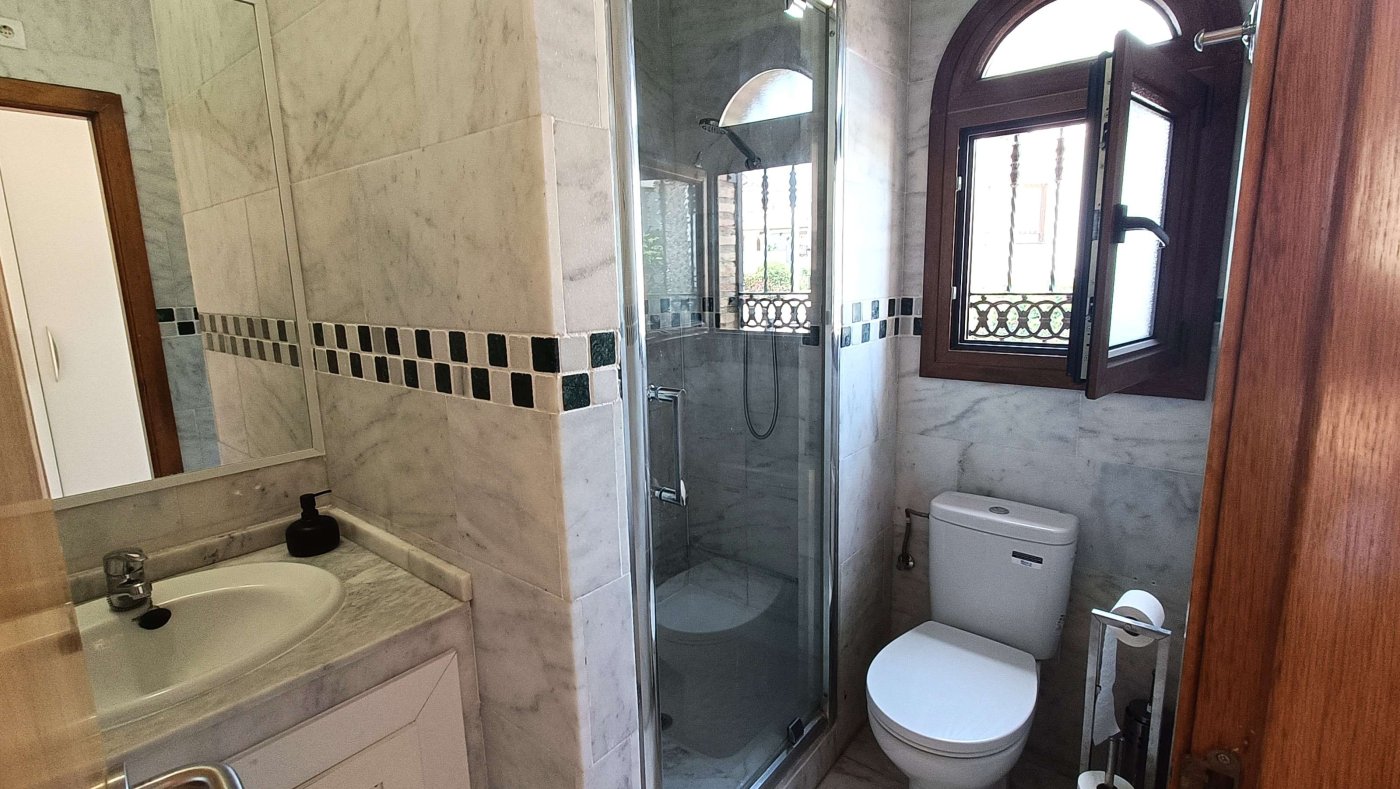 For sale - 3 Bedroom 2 Bathroom Semi Detached in Algorfa - Inland  - Alicante