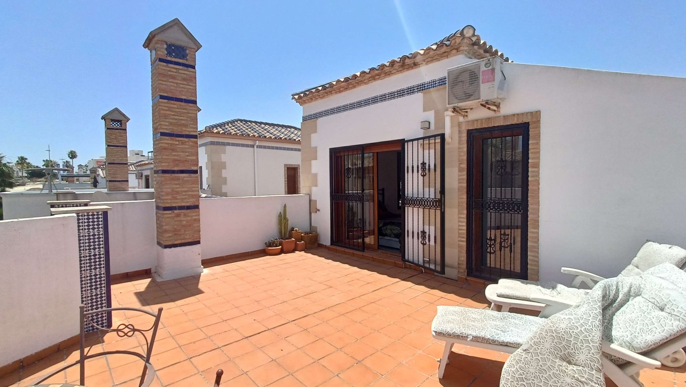 For sale - 3 Bedroom 2 Bathroom Semi Detached in Algorfa - Inland  - Alicante