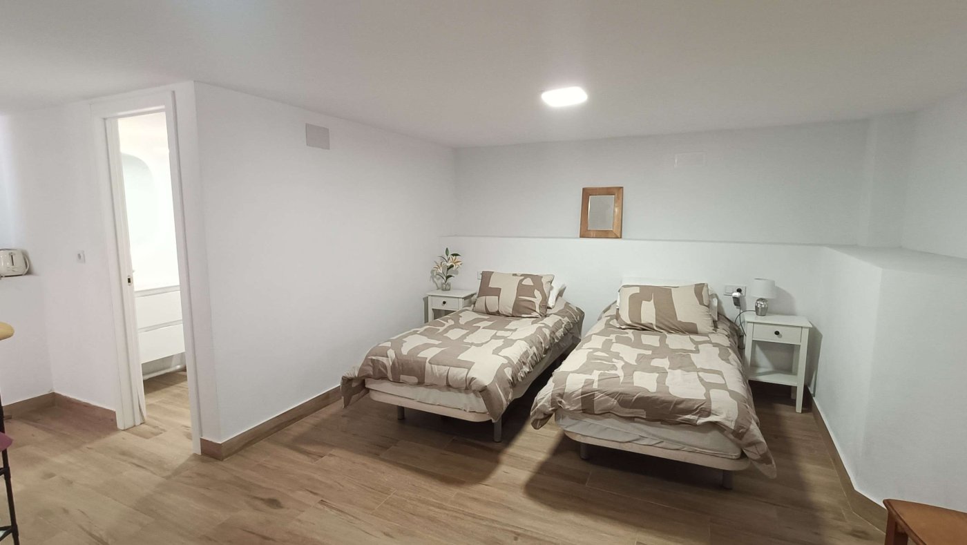 For sale - 3 Bedroom 2 Bathroom Semi Detached in Algorfa - Inland  - Alicante
