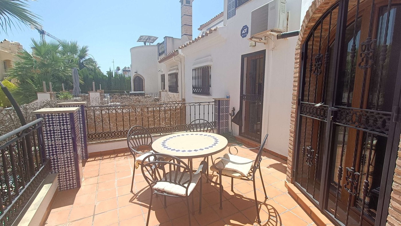 For sale - 3 Bedroom 2 Bathroom Semi Detached in Algorfa - Inland  - Alicante