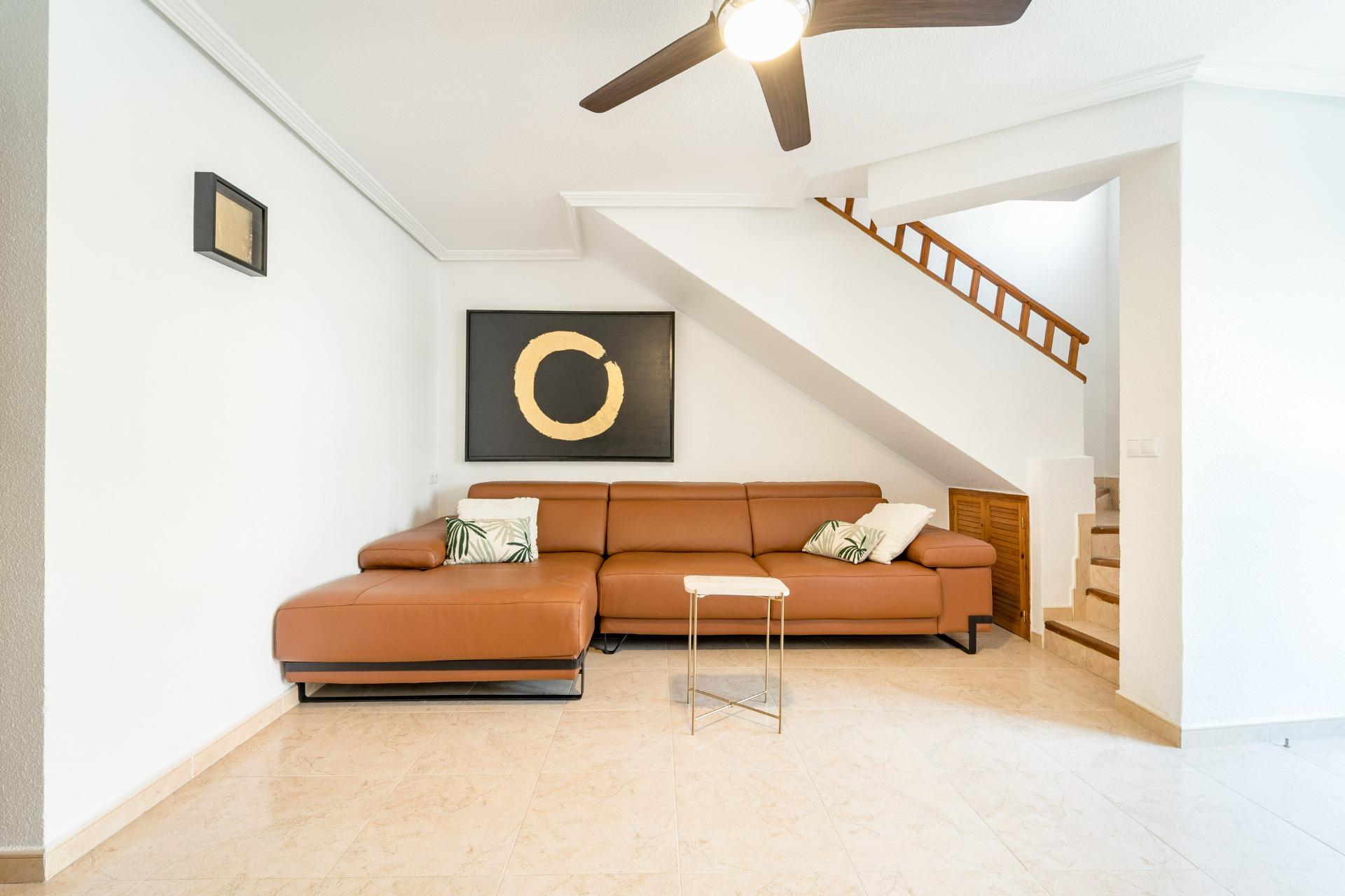 For sale - 4 Bedroom 2 Bathroom Duplex in Torrevieja - Playa De Los Naufragos  - Alicante