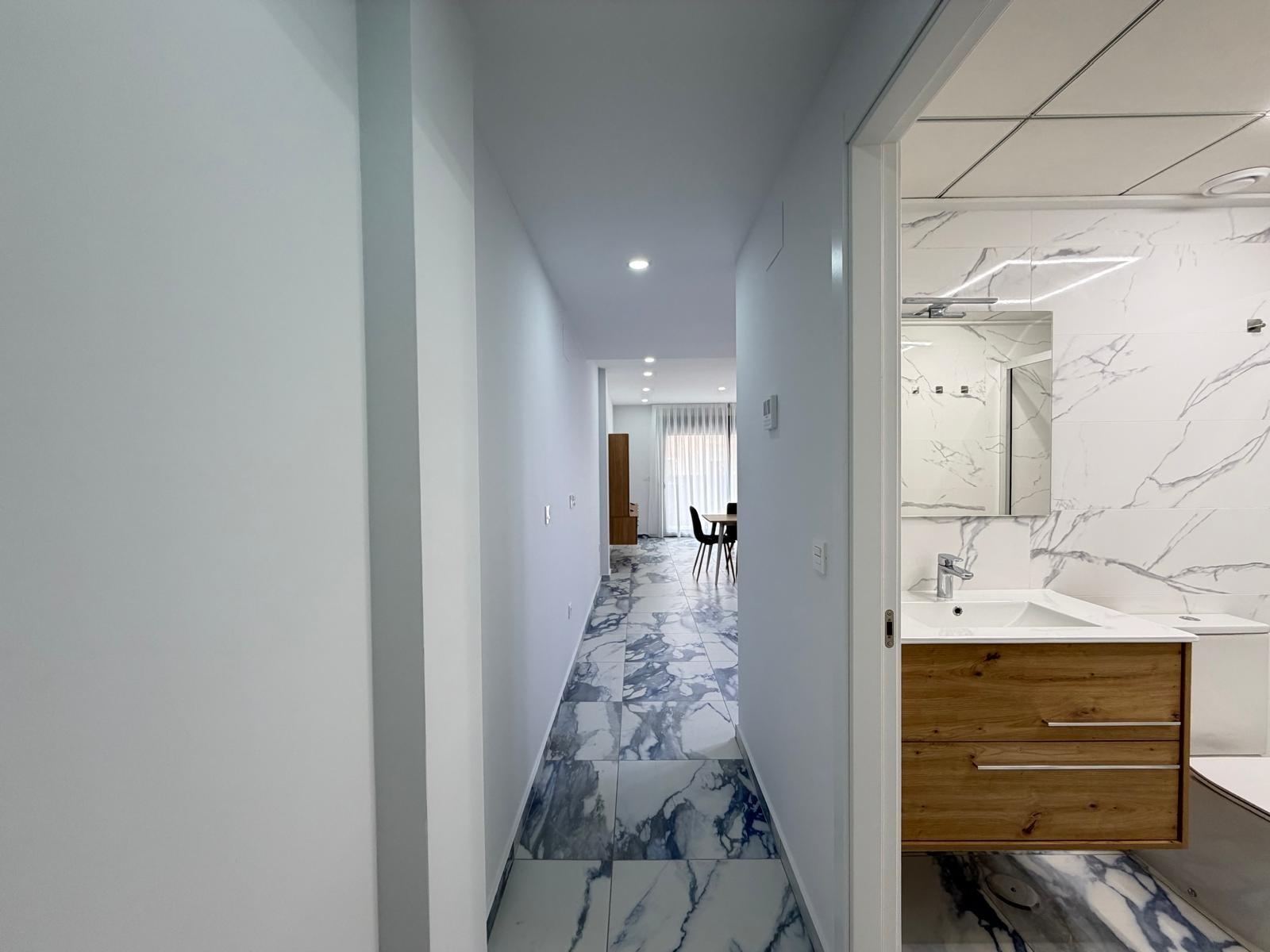 For sale - 3 Bedroom 2 Bathroom Apartment in Torrevieja - Estacion De Autobuses  - Alicante