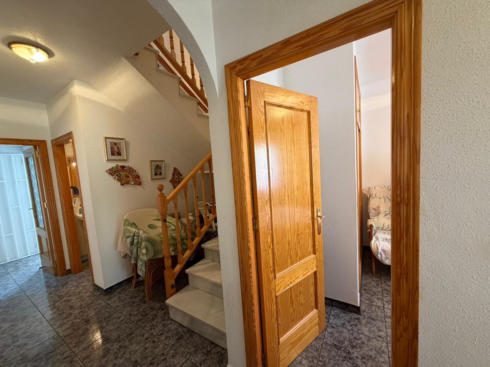 For sale - 5 Bedroom 2 Bathroom Villa in Santiago de la Ribera - San Blas  - Murcia