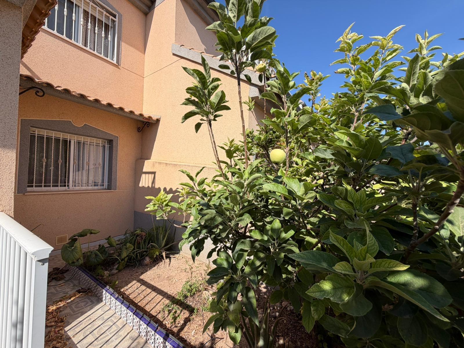 For sale - 5 Bedroom 2 Bathroom Villa in Santiago de la Ribera - San Blas  - Murcia