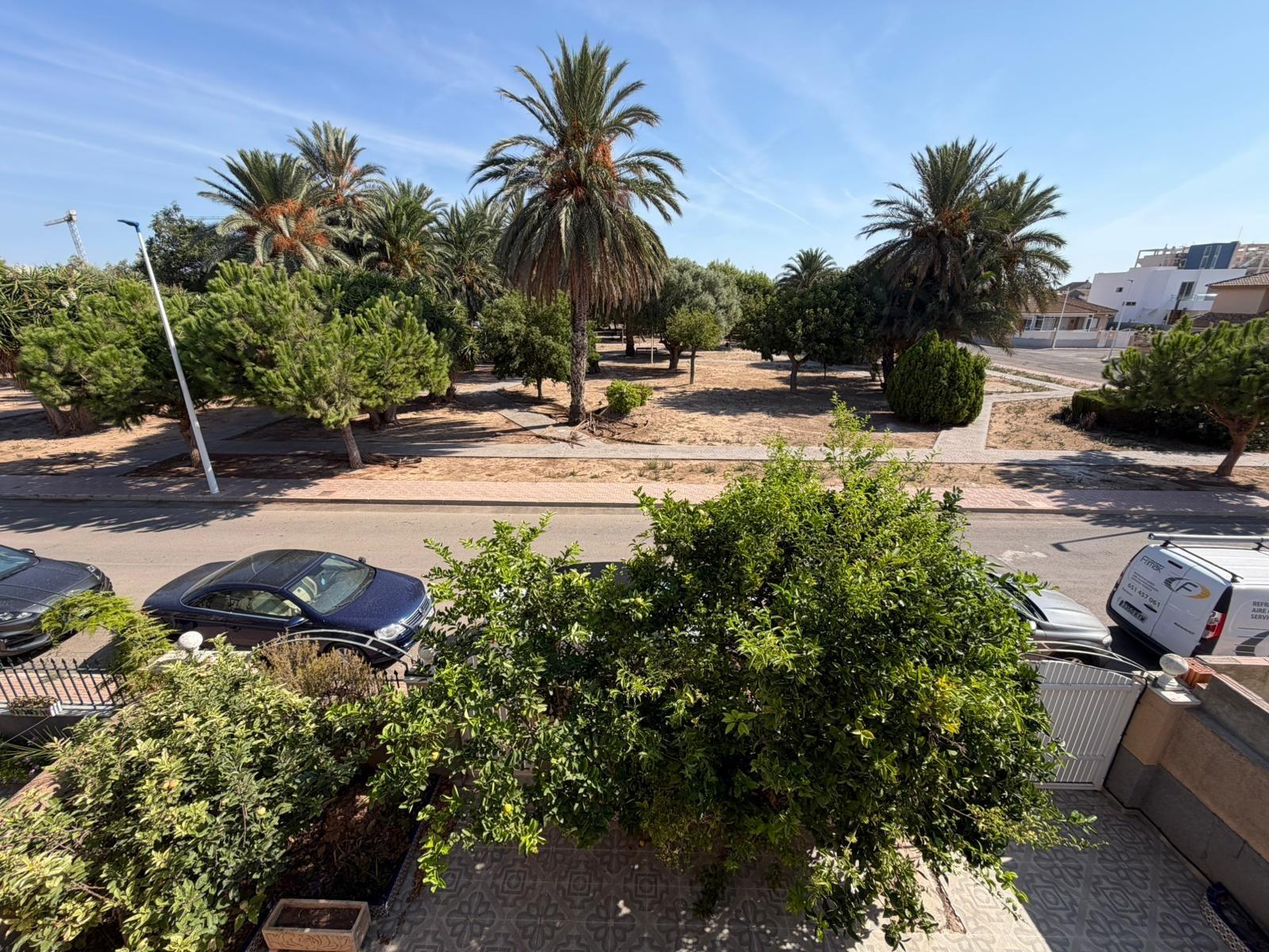 For sale - 5 Bedroom 2 Bathroom Villa in Santiago de la Ribera - San Blas  - Murcia
