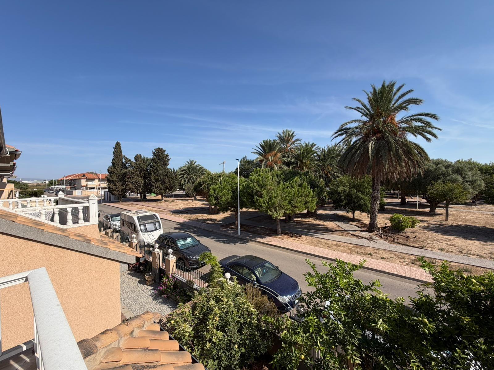 For sale - 5 Bedroom 2 Bathroom Villa in Santiago de la Ribera - San Blas  - Murcia
