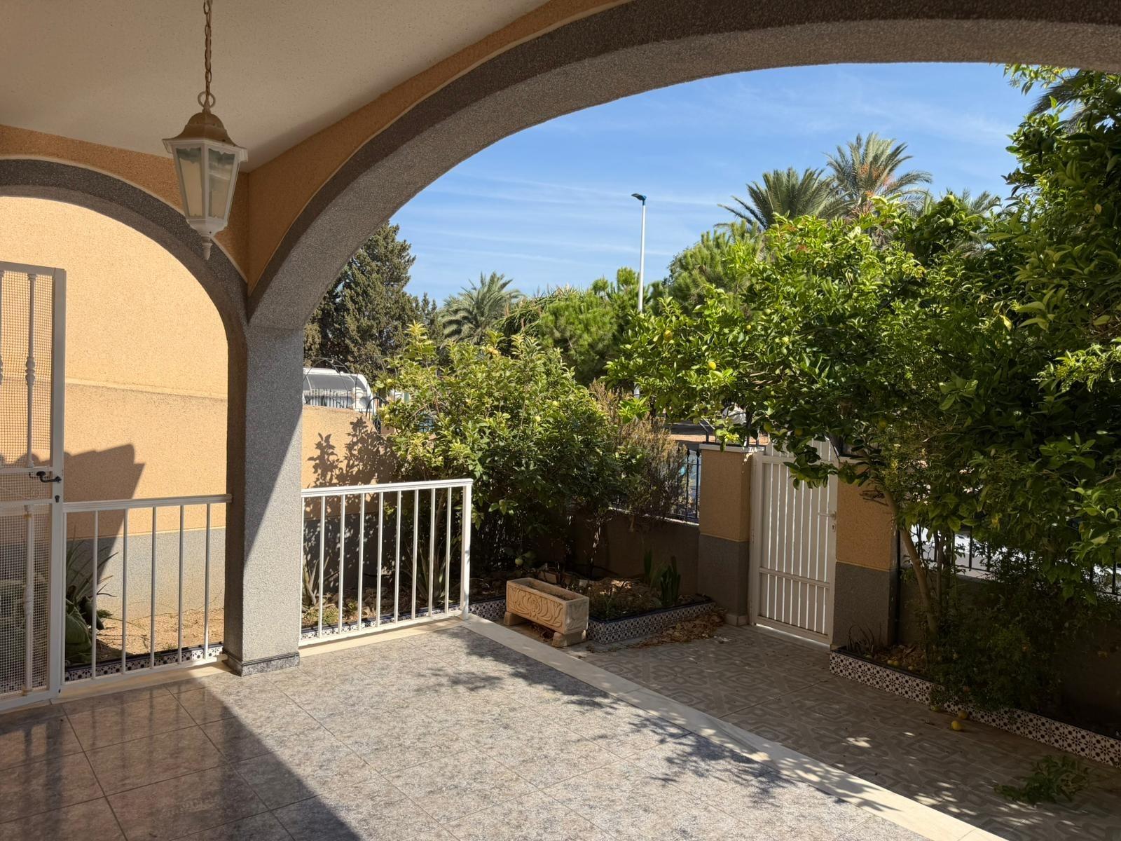 For sale - 5 Bedroom 2 Bathroom Villa in Santiago de la Ribera - San Blas  - Murcia