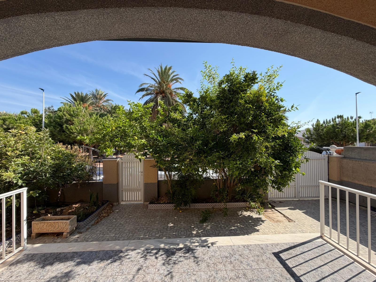 For sale - 5 Bedroom 2 Bathroom Villa in Santiago de la Ribera - San Blas  - Murcia