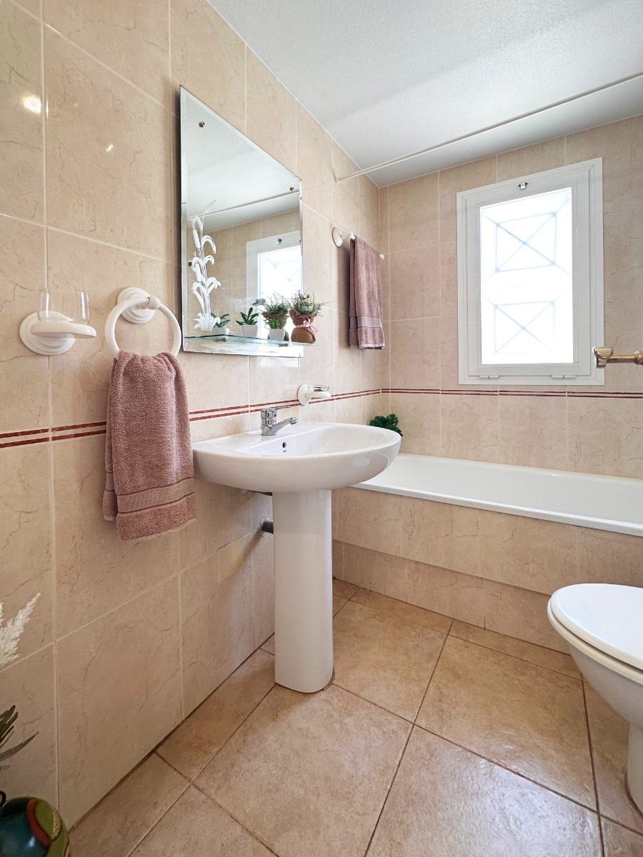 For sale - 2 Bedroom 1 Bathroom Bungalow in Torrevieja - Costa Blanca  - Alicante