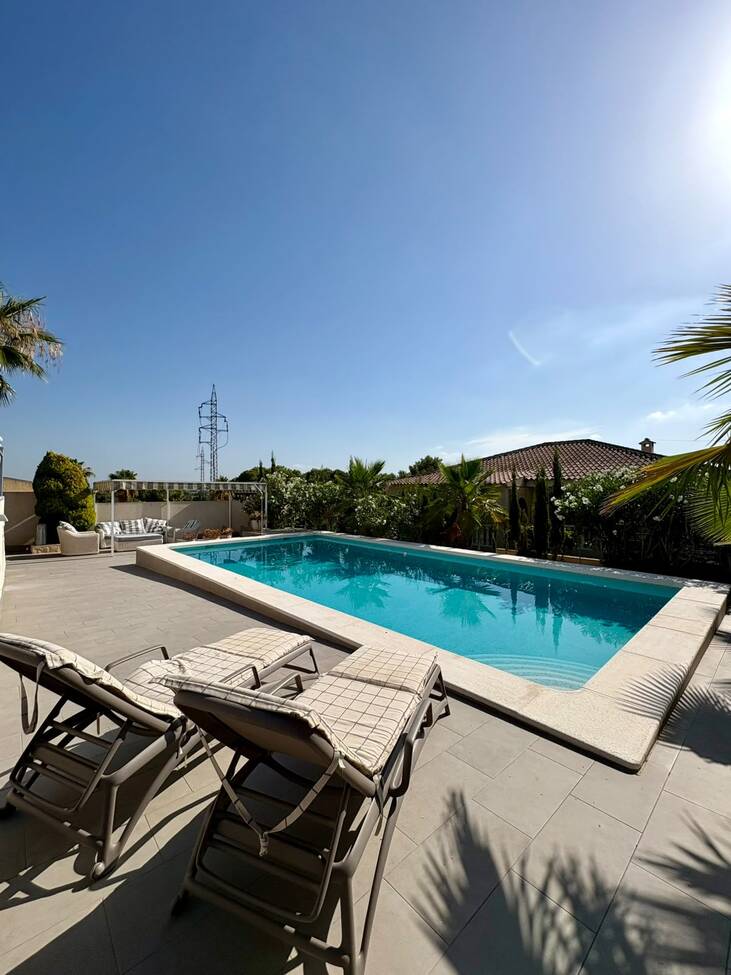 For sale - 4 Bedroom 2 Bathroom Villa in Rojales - Costa Blanca  - Alicante