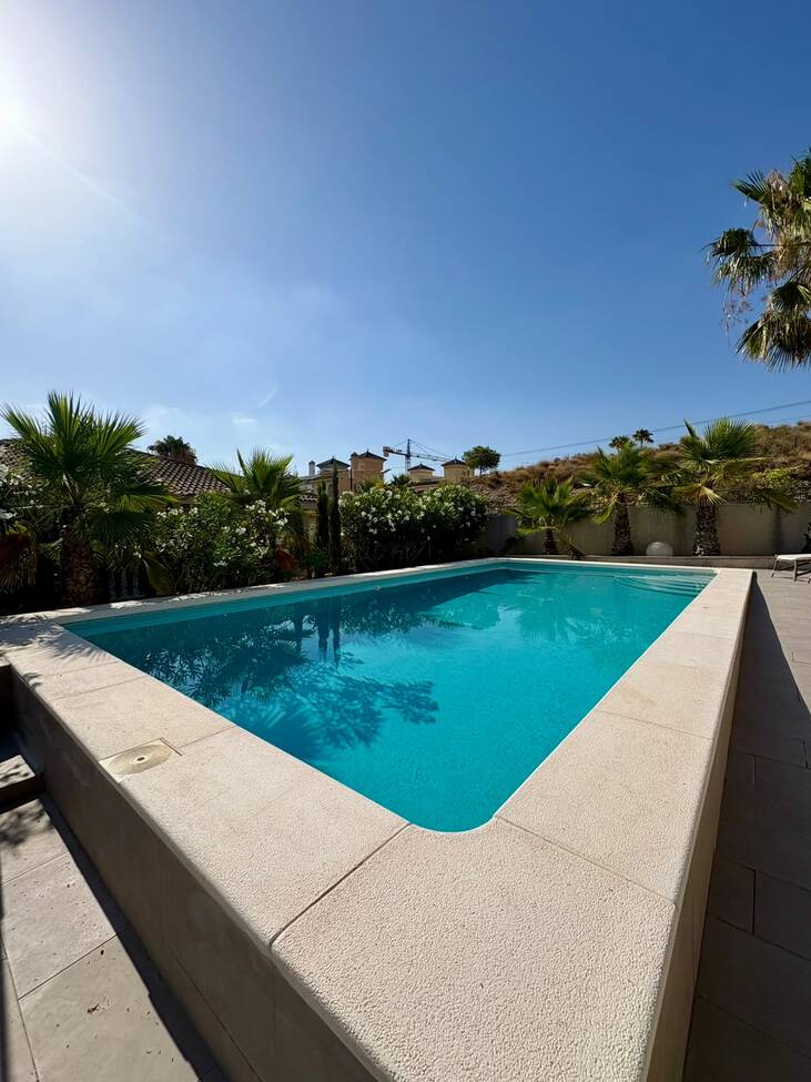 For sale - 4 Bedroom 2 Bathroom Villa in Rojales - Costa Blanca  - Alicante