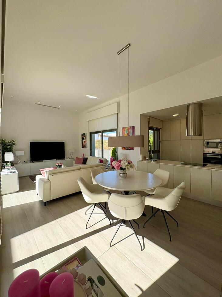For sale - 3 Bedroom 2 Bathroom Villa in Benijofar - Costa Blanca  - Alicante