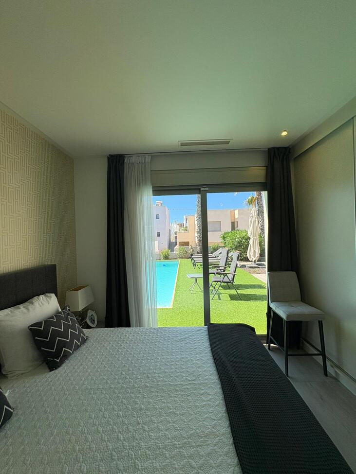 For sale - 3 Bedroom 2 Bathroom Villa in Benijofar - Costa Blanca  - Alicante