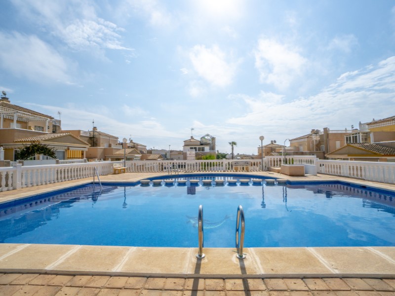For sale - 2 Bedroom 1 Bathroom Apartment in Torrevieja - Costa Blanca  - Alicante