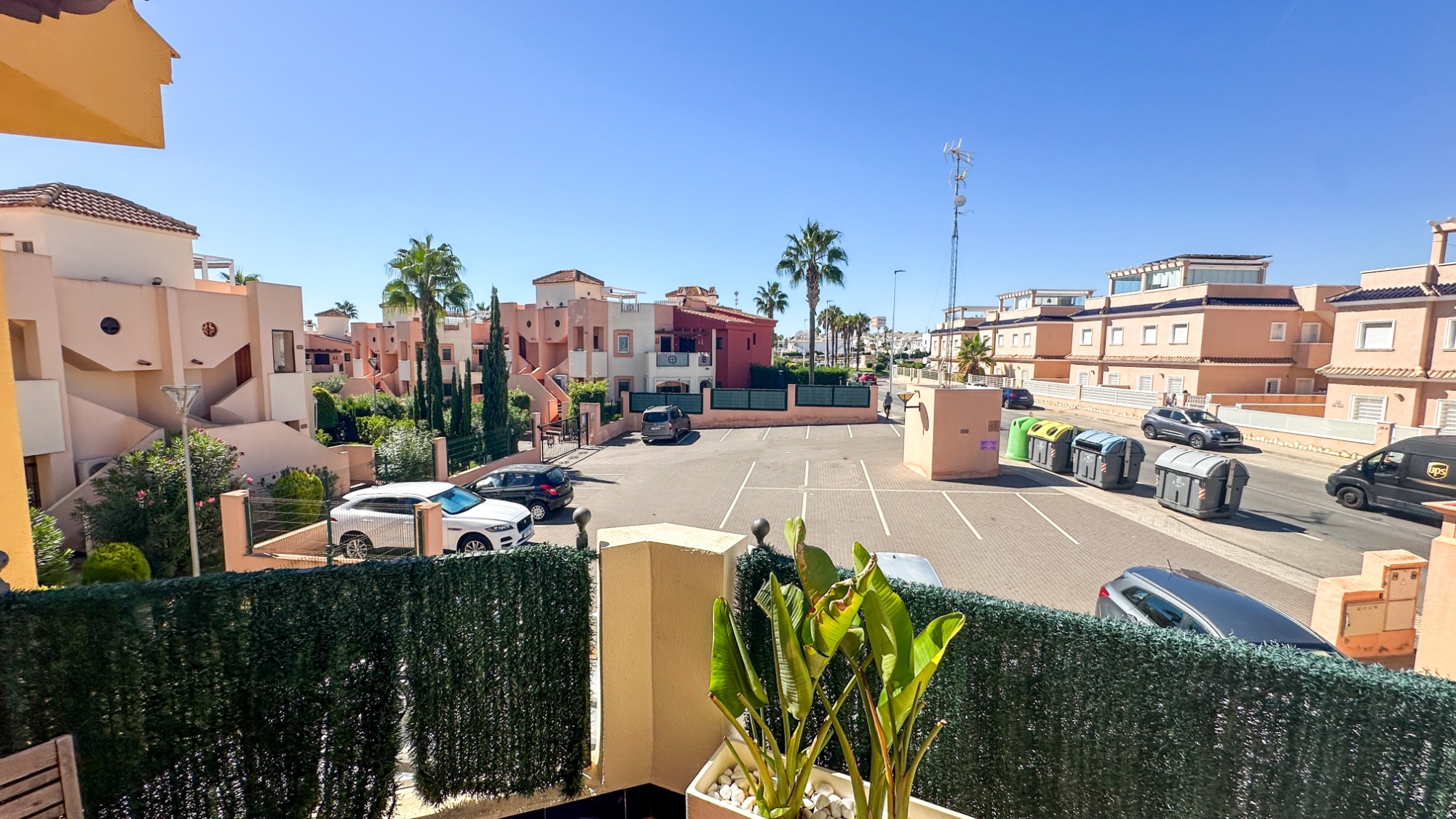 For sale - 2 Bedroom 2 Bathroom Bungalow in Orihuela Costa - Costa Blanca  - Alicante