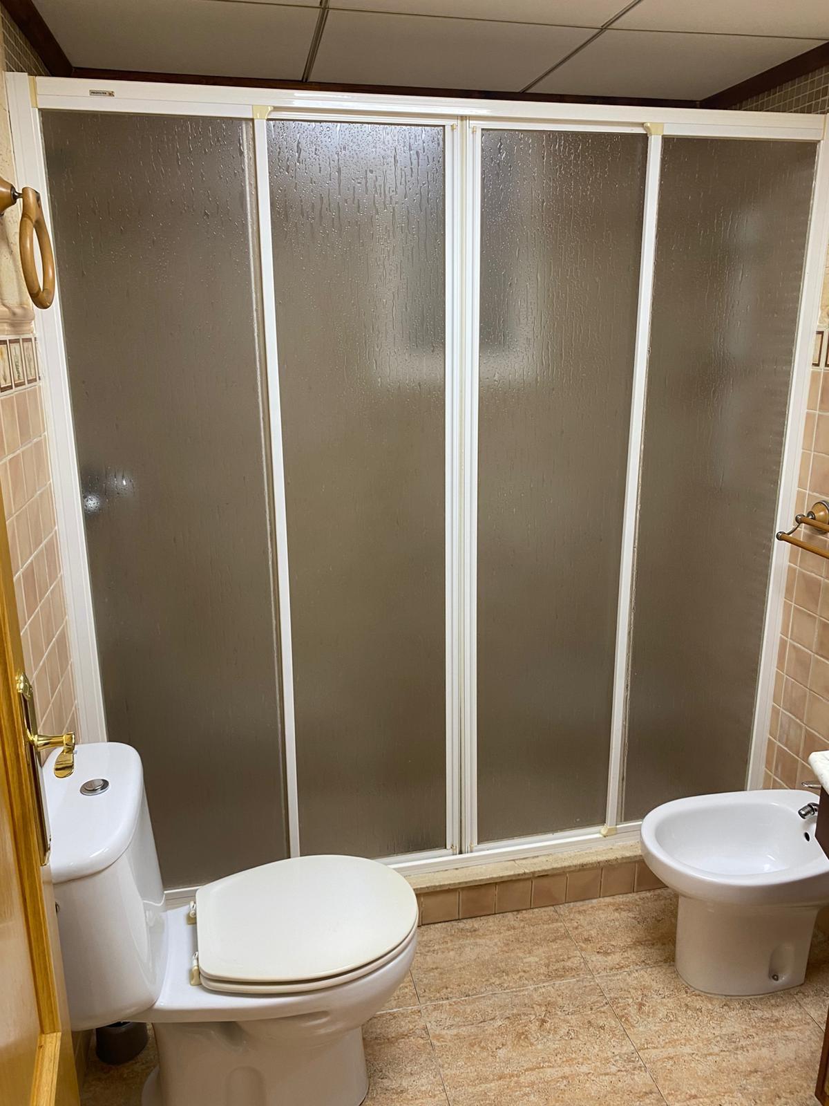 For sale - 2 Bedroom 2 Bathroom Apartment in Torrevieja - Estacion De Autobuses  - Alicante