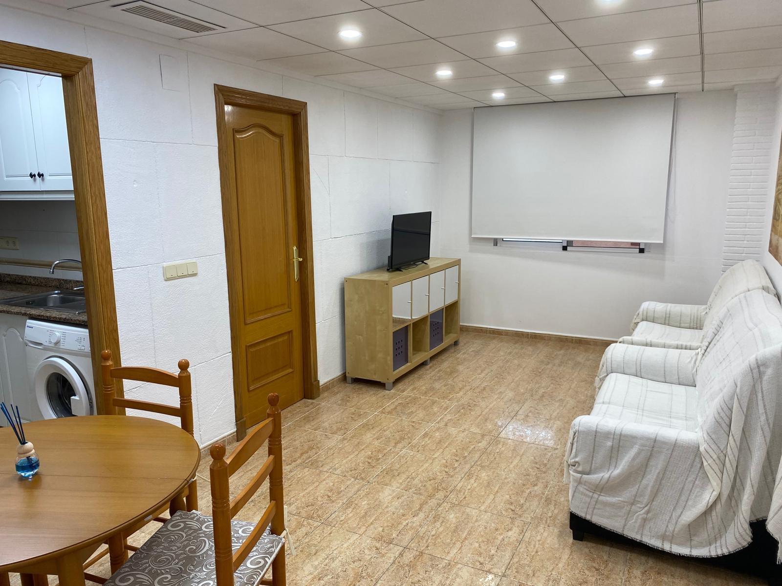 For sale - 2 Bedroom 2 Bathroom Apartment in Torrevieja - Estacion De Autobuses  - Alicante