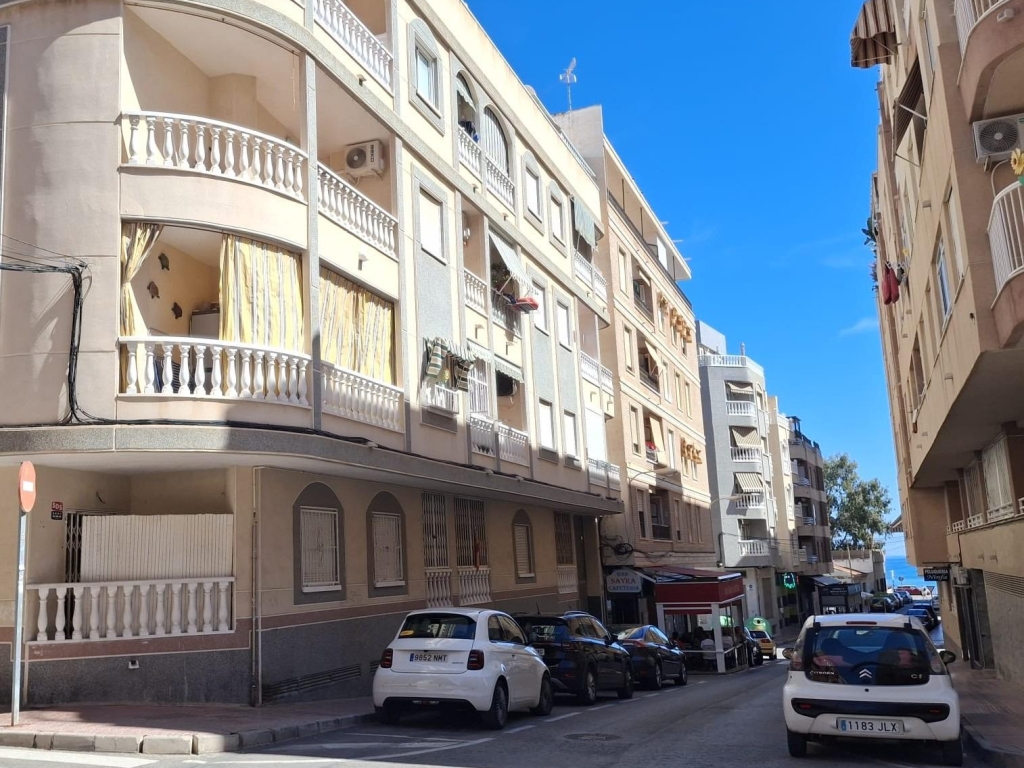 3 Bedroom 2 Bathroom Apartment in Torrevieja