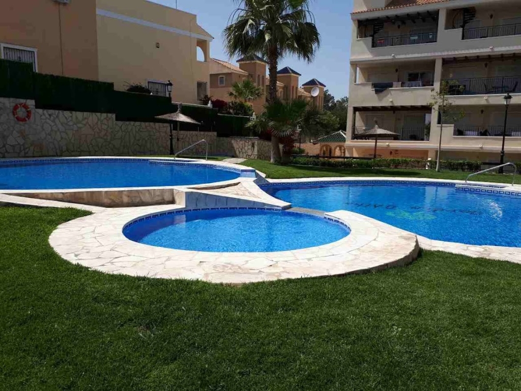2 Bedroom 2 Bathroom Apartment in Orihuela Costa