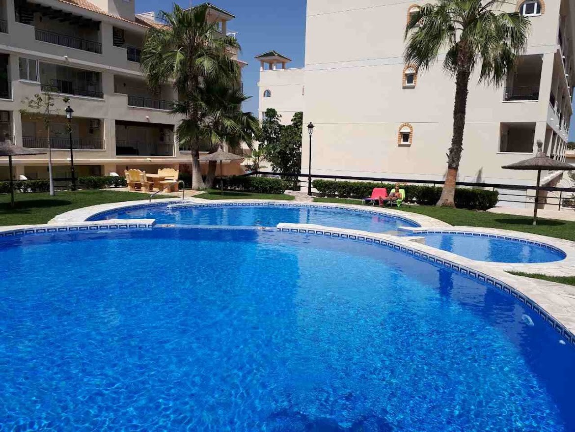 For sale - 2 Bedroom 2 Bathroom Apartment in Orihuela Costa - Costa Blanca  - Alicante