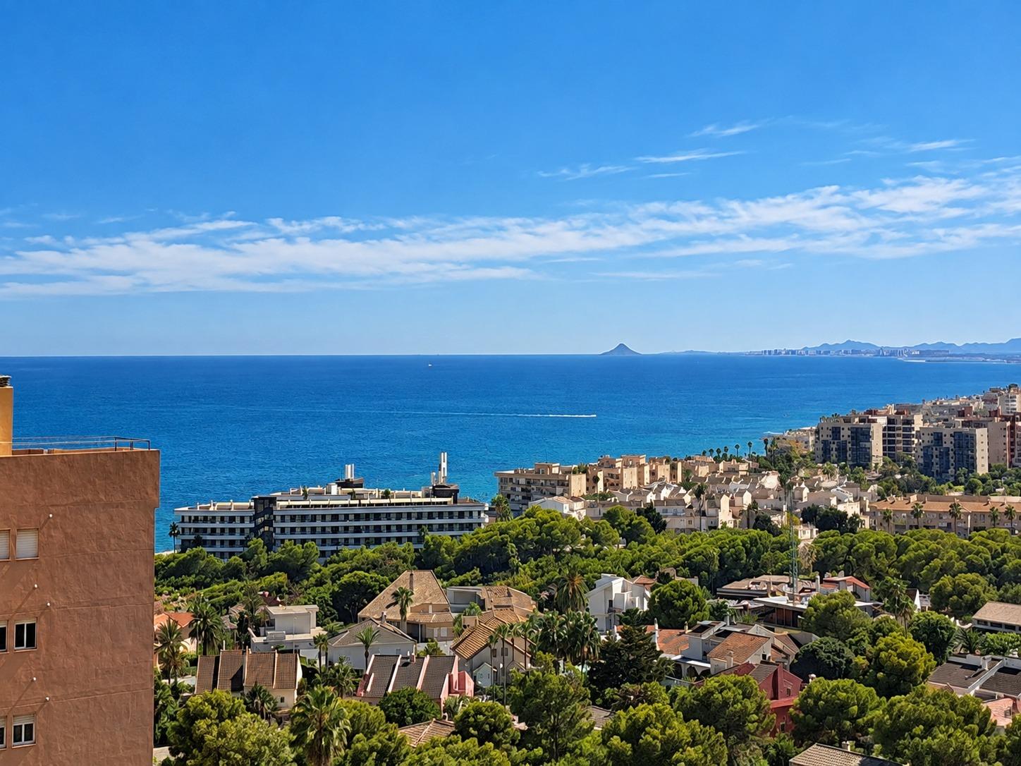 For sale - 2 Bedroom 1 Bathroom Apartment in Orihuela Costa - Campoamor  - Alicante