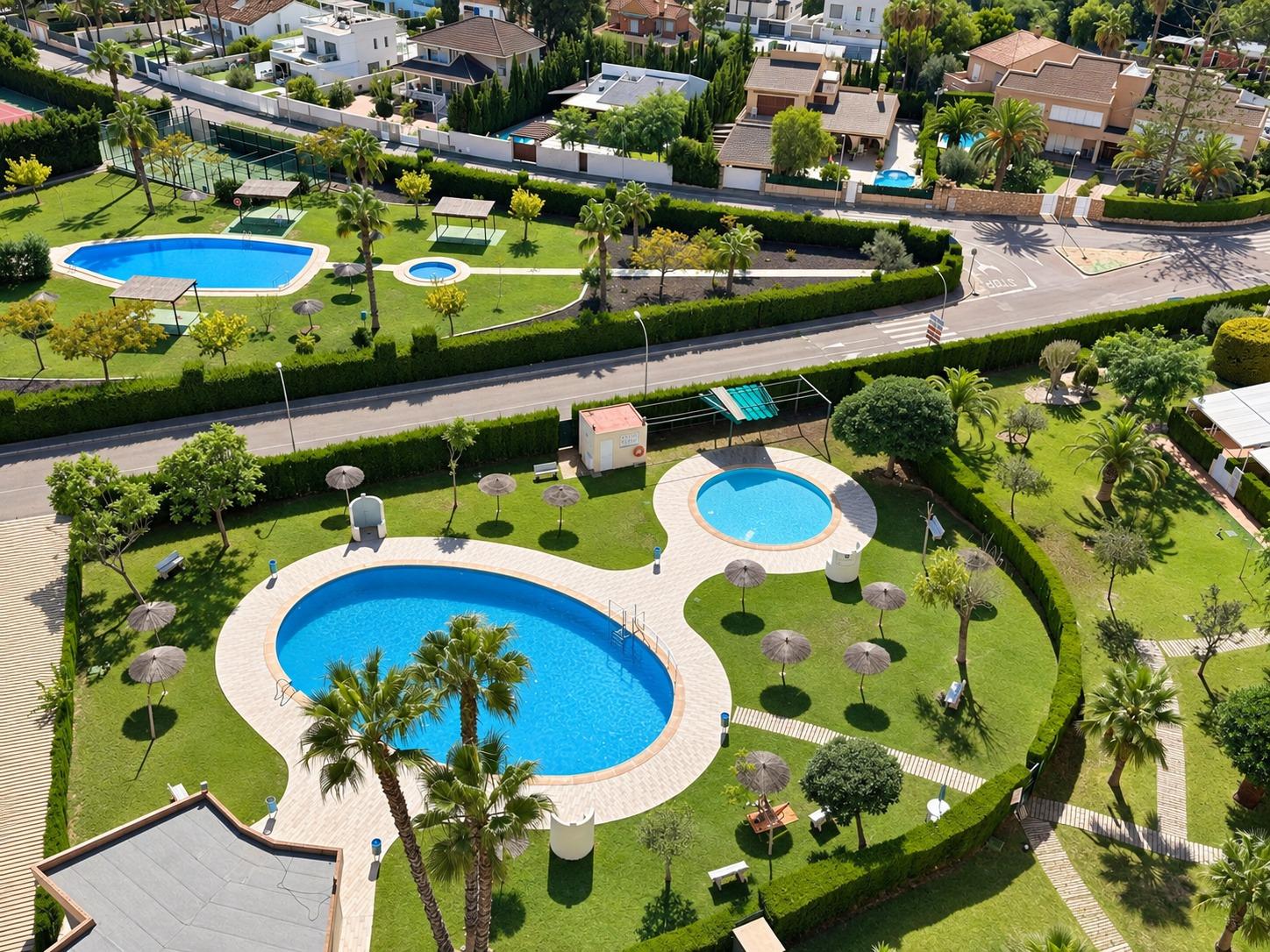 For sale - 2 Bedroom 1 Bathroom Apartment in Orihuela Costa - Campoamor  - Alicante