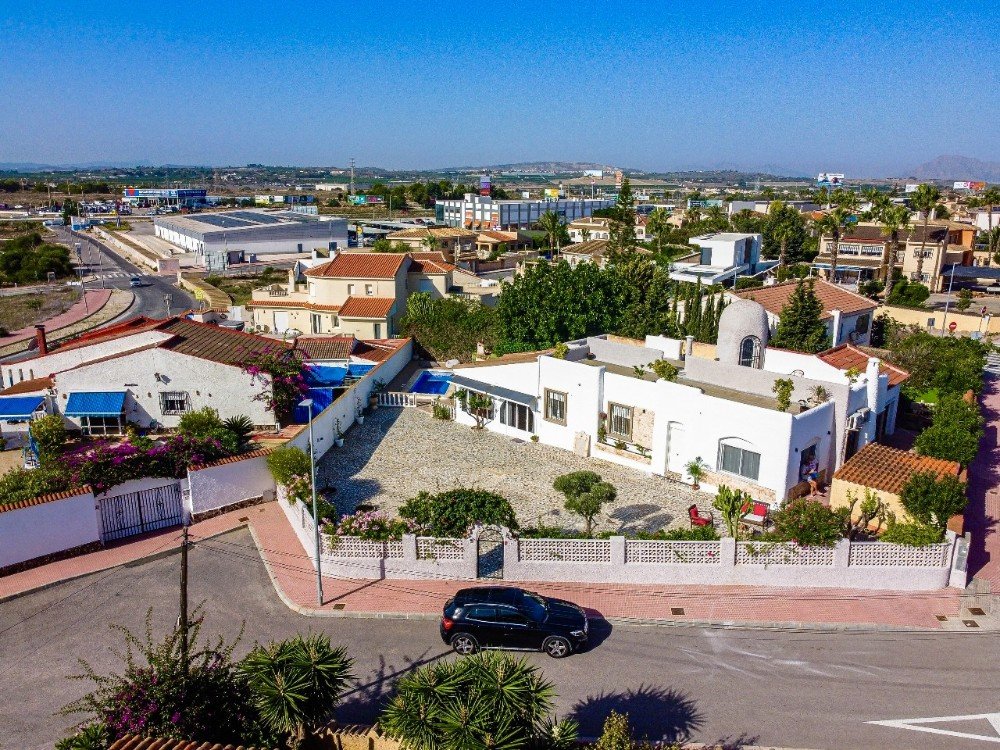 For sale - 4 Bedroom 3 Bathroom Villa in Ciudad Quesada - Costa Blanca  - Alicante
