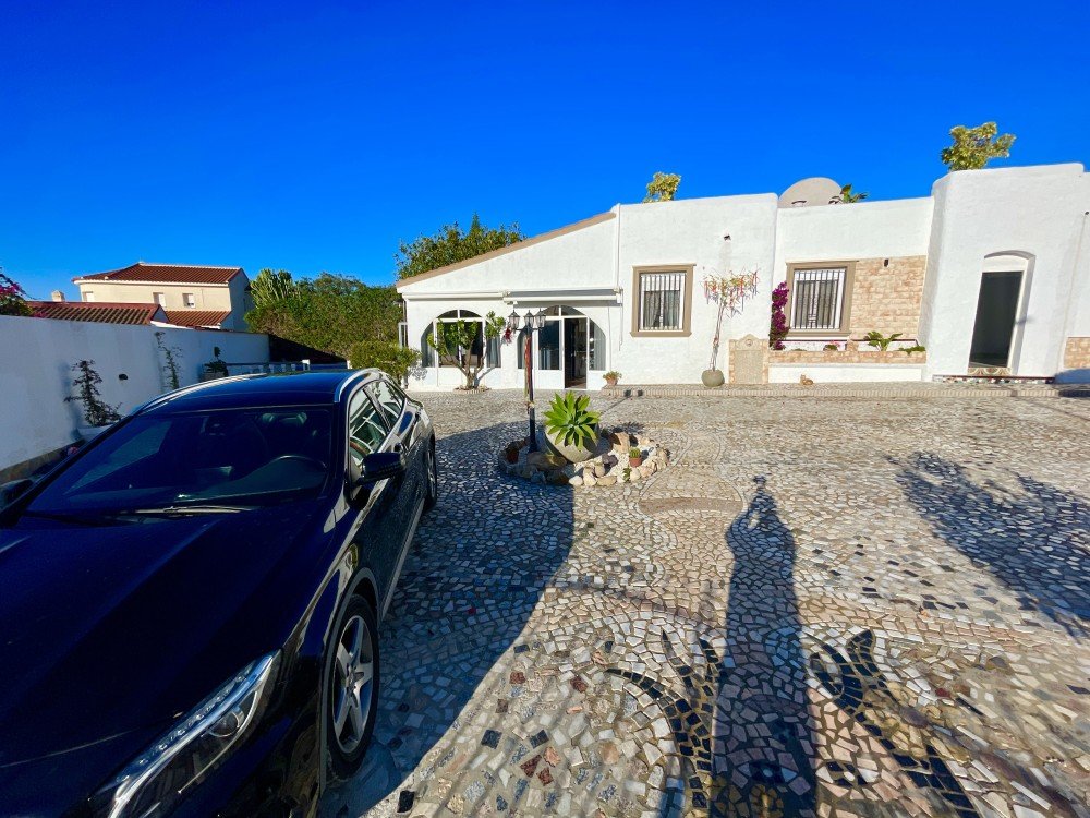 For sale - 4 Bedroom 3 Bathroom Villa in Ciudad Quesada - Costa Blanca  - Alicante