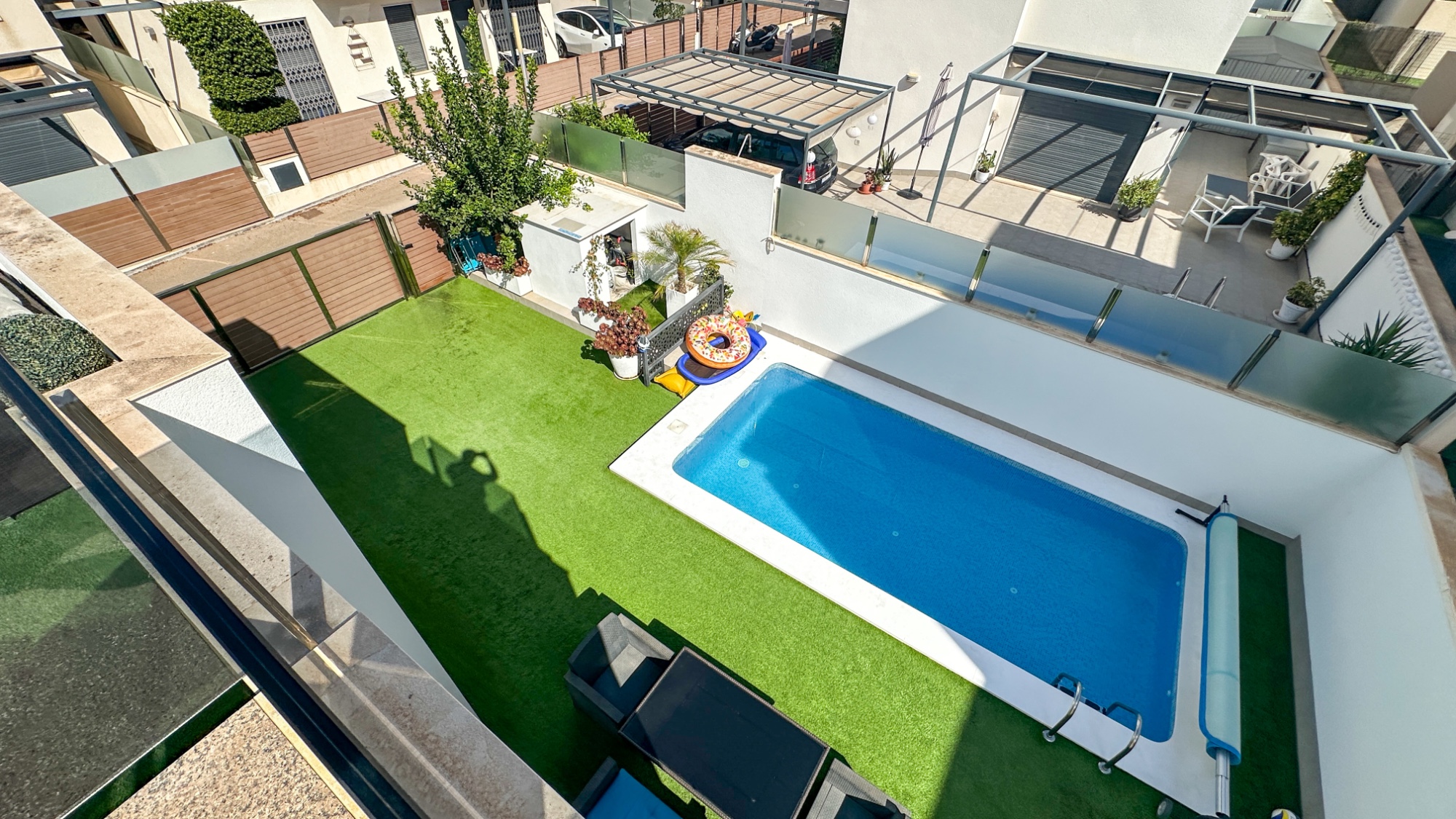 For sale - 5 Bedroom 3 Bathroom Villa in Torrevieja - Costa Blanca  - Alicante